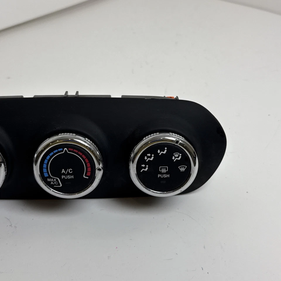 2015 JEEP RENEGADE AC HEATER TEMPERATURE CONTROL CLIMATE 838744Z OEM - Image 3 of 4