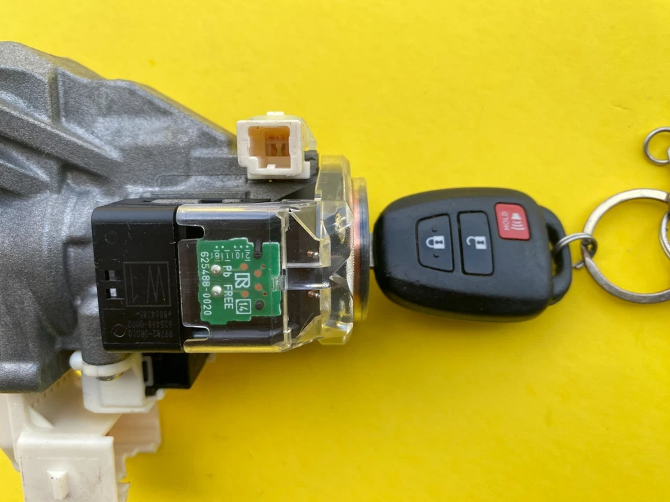 Toyota RAV4 2013-2018 interruptor de encendido bloqueo con llave y cilindro OEM 89782-0R010 Foto 2 de 4