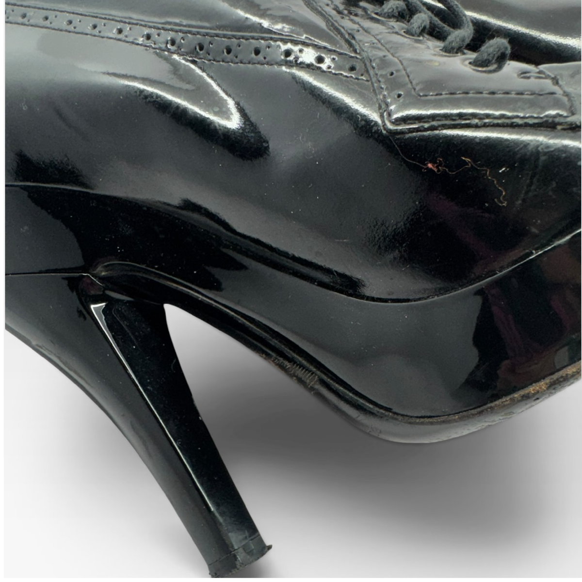 Burberry Prorsum Black Patent Leather Booties Size 38-7.5 US 