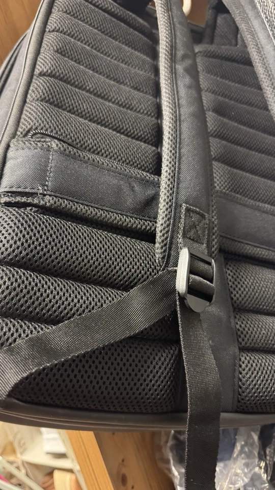 Samsonite Buisiness Rucksack mit separatem Laptopfach 15" gebraucht - Bild 2 von 3