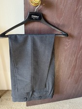 Men's dress slacks, grey, 40W 32L, flat front, Chaps brand, excellent condition