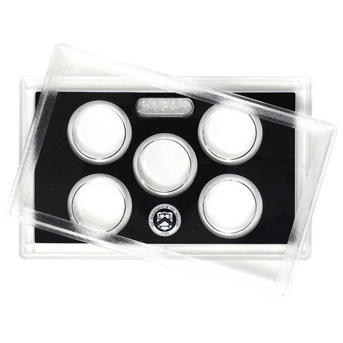 Empty Plastic Lens With Black Insert Holds 5 Quarters