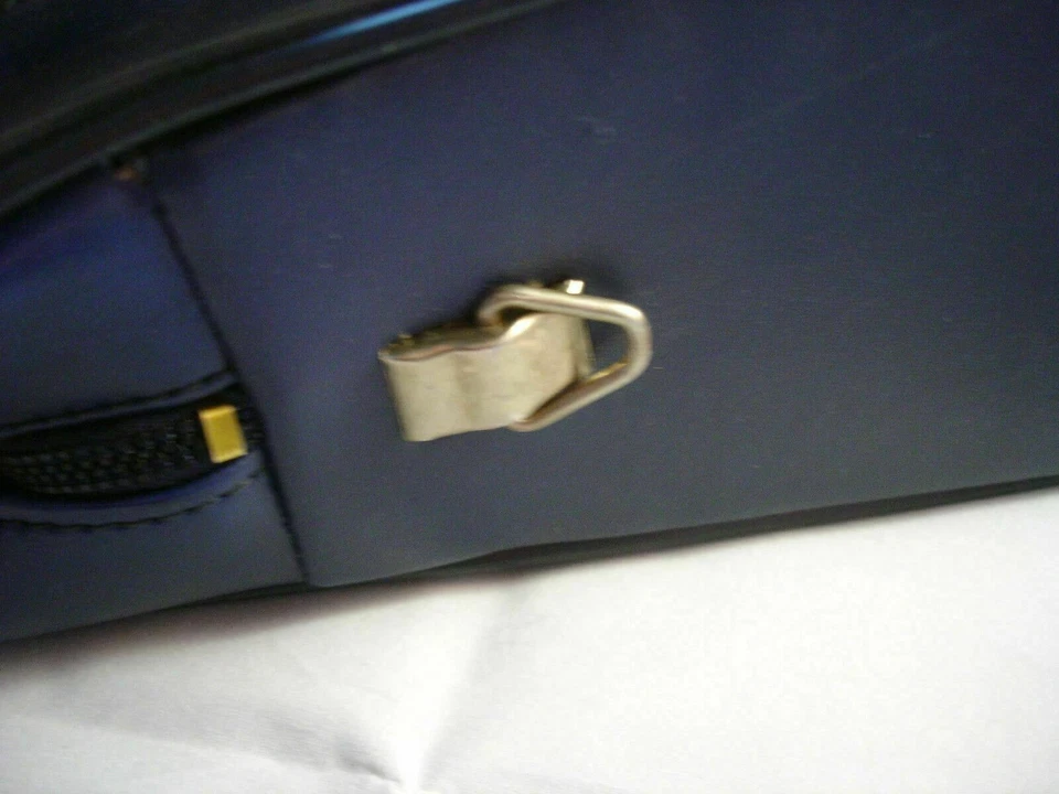 Vintage Air Canada bag airline - Image 3 of 4