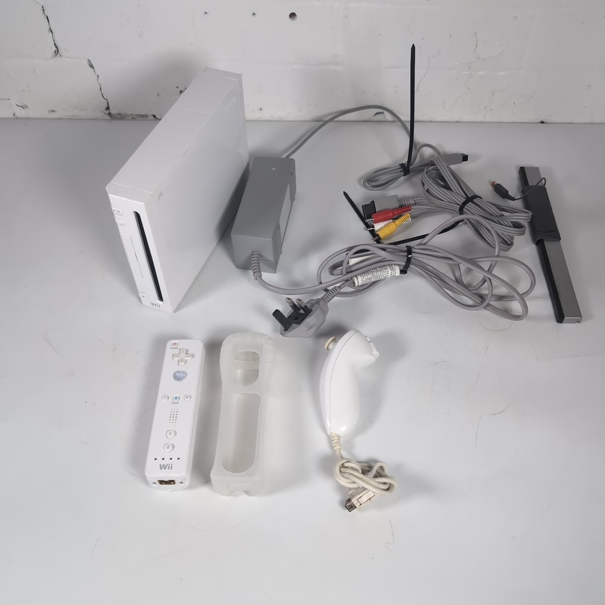Nintendo Wii Console Bundles RVL-001 PAL Choose Your Set Up! Mario
