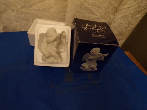 Choice Avon White Bisque Porcelain Nativity Collectible Figurines @1981 to @1991 - Picture 18 of 47