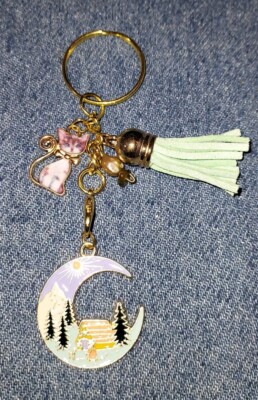 Gold Colored Key Chain Bag Charm Vacation Camping Theme W/ Kitty