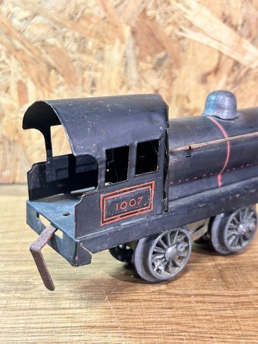 JEP Escala 0 , Locomotora Antigua Tipo 120 , A de Enganche, Chapa Negra Y Rojo - Imagen 5 de 10