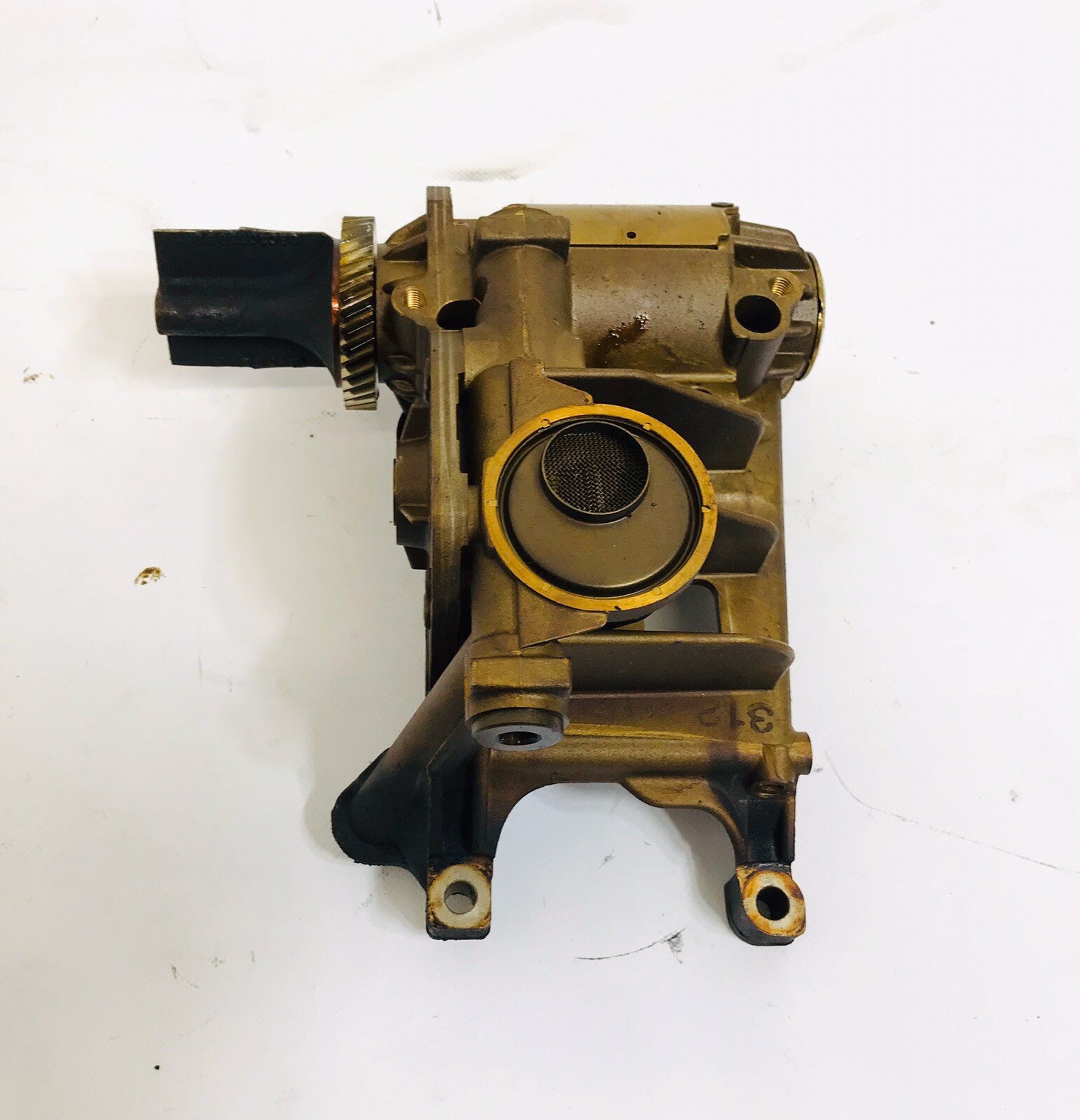 A6 A4 Audi 2002 Oil Pump 3.0 06C103535J Good Unit for sale online 