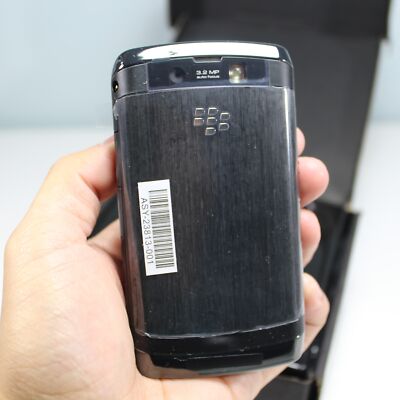 BlackBerry - ブラックベリー9520 BlackBerry Storm2 9520 - Full phone specifications