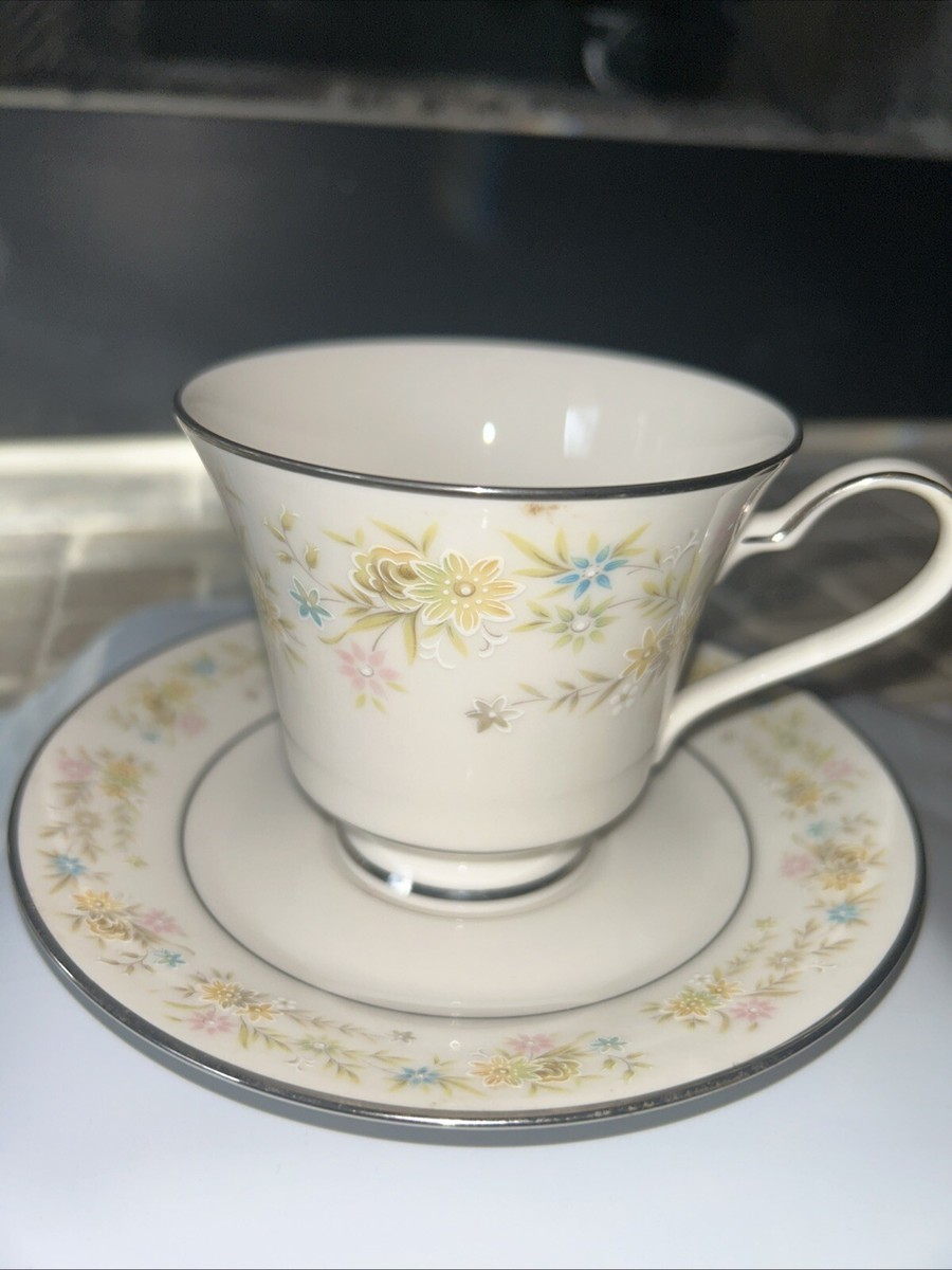 Noritake Ivory China 7150 Blossom Time Cup Saucer-Japan