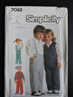 SIMPLICITY 7063 Toddler size 1 2 3. Shirt Trousers Vest.