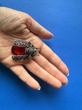 Luxuriöse Brosche im Vintage-Stil, unisex.