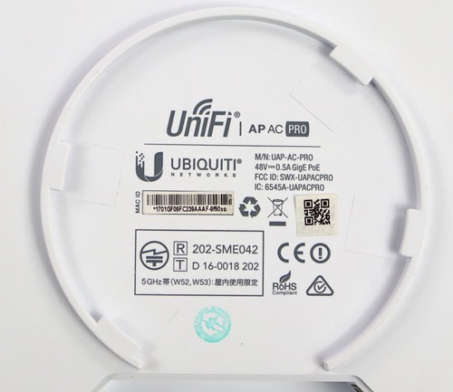 Ubiquiti UAP-AC-PRO 802.11ac Wireless Access Point - Picture 3 of 4