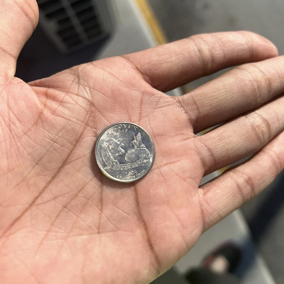 2004-D Wisconsin High Leaf Error Quarter Dollar Coin- Good Condition - Image 3 of 4