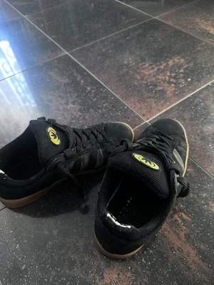 Adidas Campus