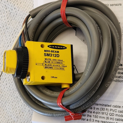 Banner SM312D Mini-Beam Diffuse Photoelectric Sensor 10-30VDC 380mm PNP/NPN