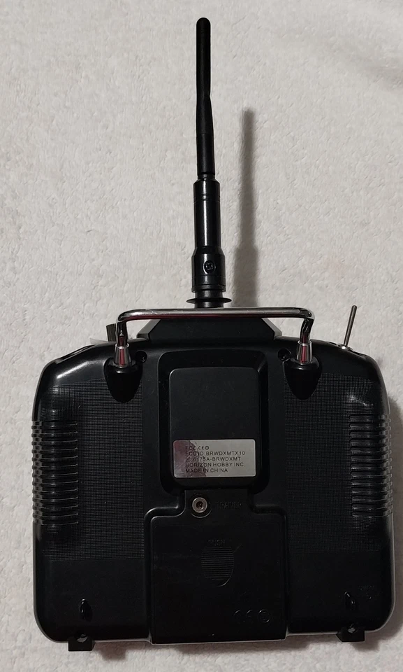 Transmisor R/C proporcional de 5 canales E-Flite LP5DSM 2,4 GHz remoto SIN PROBAR  Foto 2 de 4