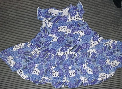 Kleid Mädchen 98 Kiki&koko Sommer Freizeit Blumen Blau Weiß Knopf