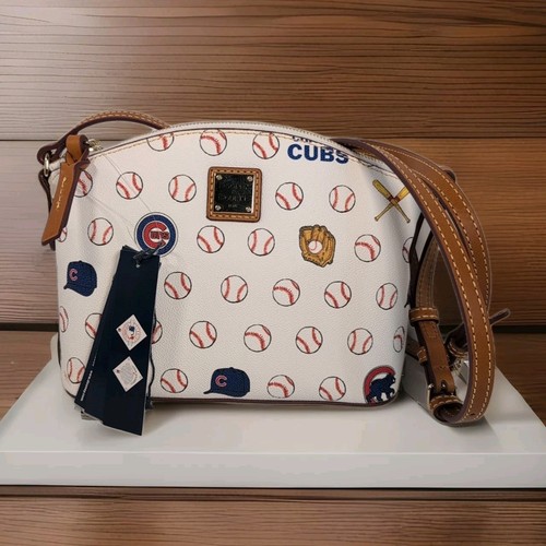 New Dooney & Bourke MLB Chicago Cubs Baseball Suki Crossbody Purse MSRP $168