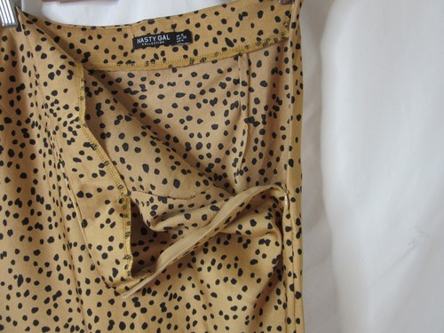 Nasty Gal Collection Pencil Skirt Cheetah Dalmatian Spot Satin Midi Size 4 - Picture 8 of 9