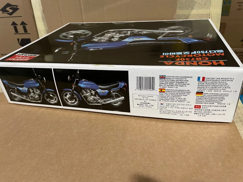 HONDA CB750F SCALA 1/8 ACADEMY MINICRAFT MA025 - Immagine 3 di 4