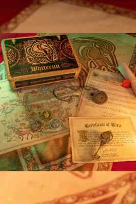 The Elder Scrolls V: Skyrim Whiterun Honorary Citizen Chest Bundle