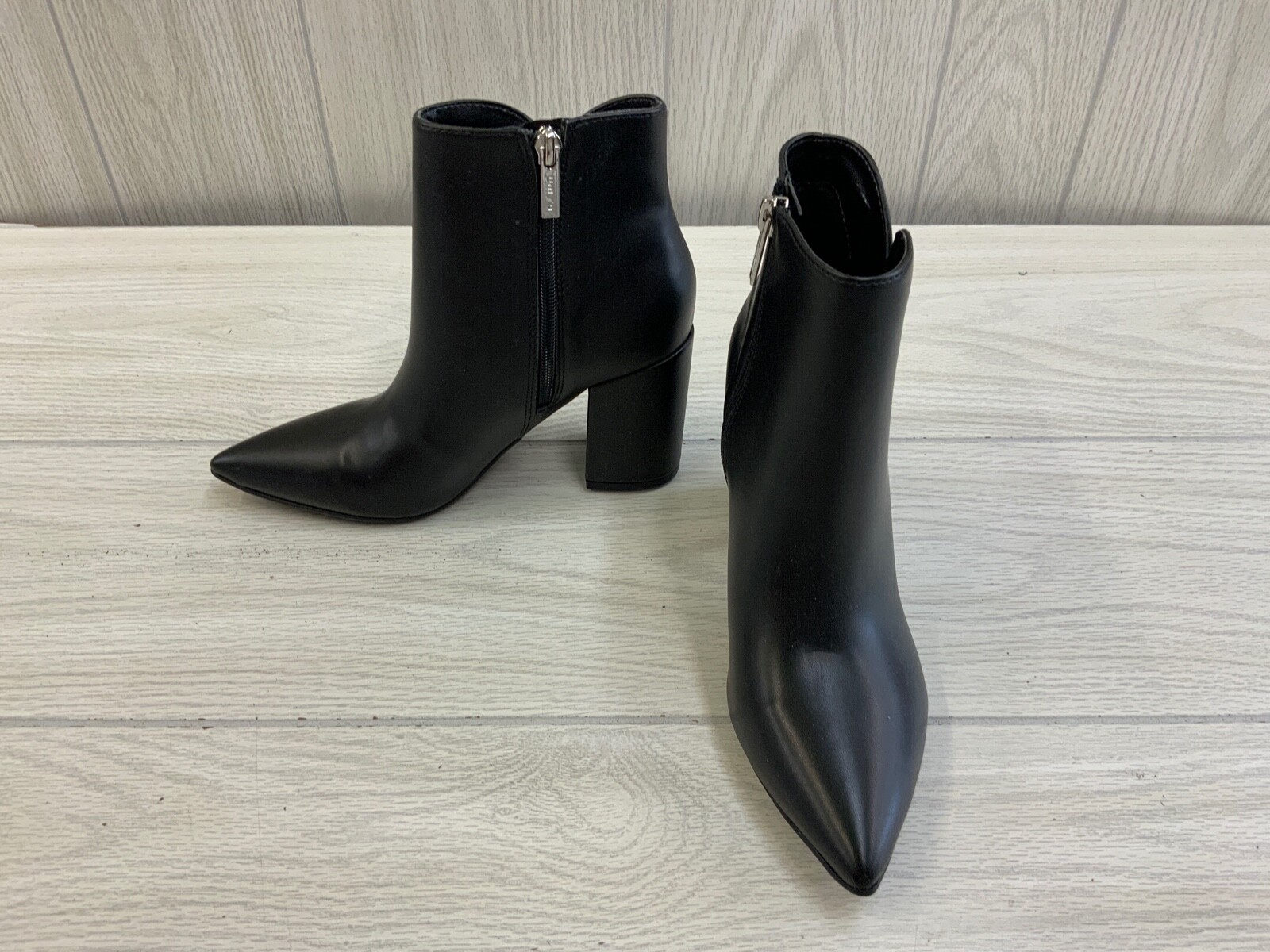 Unisa Marlie II Ankle Booties, Women's 