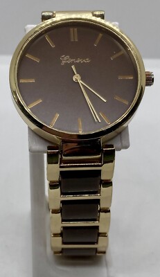 GENEVA LADIES WATCH New Battery Large Brown Dial Gold Case 8  Band PRISTINE