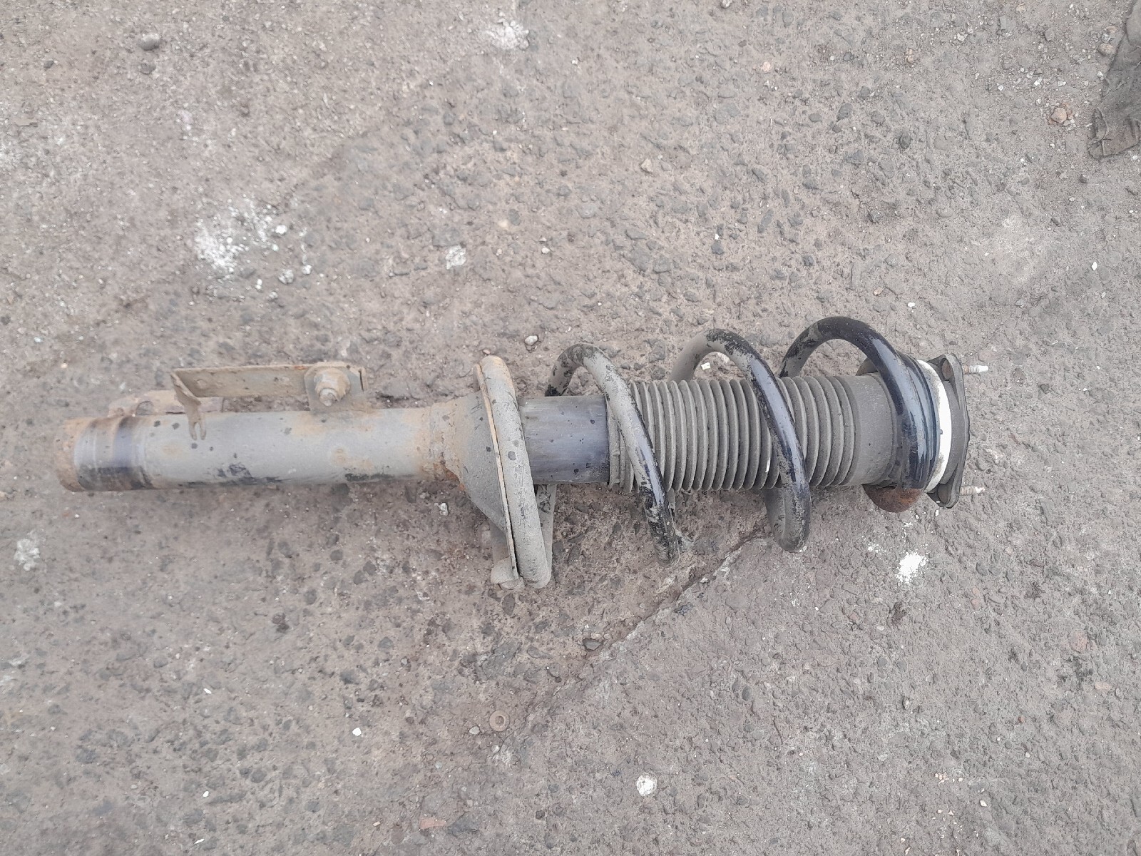 FORD TRANSIT MK7 RWD 06-13 PASSENGER LEFT NEARSIDE SUSPENSION STRUT LEG ...