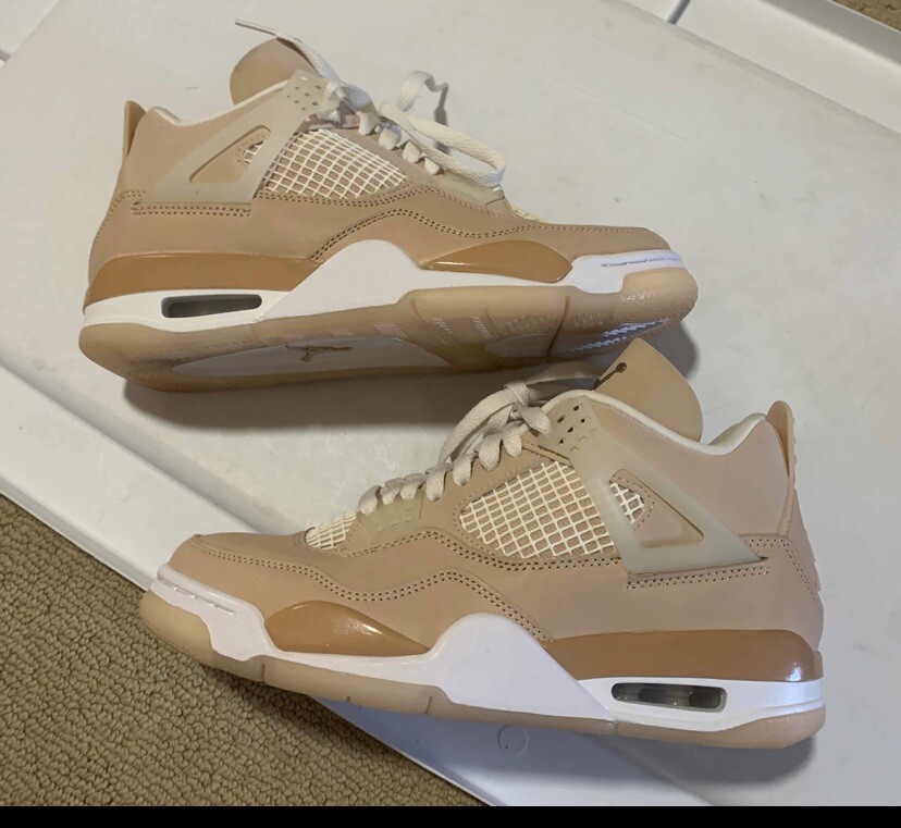womens retro 4s