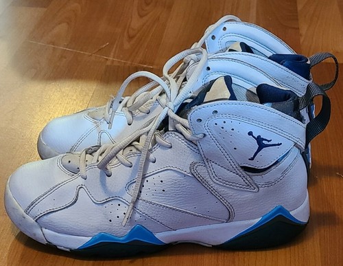 retro 7s blue