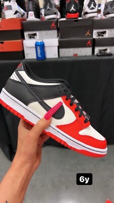 Size 6 - Nike Dunk Low EMB x NBA 75th Anniversary - Bulls 2021