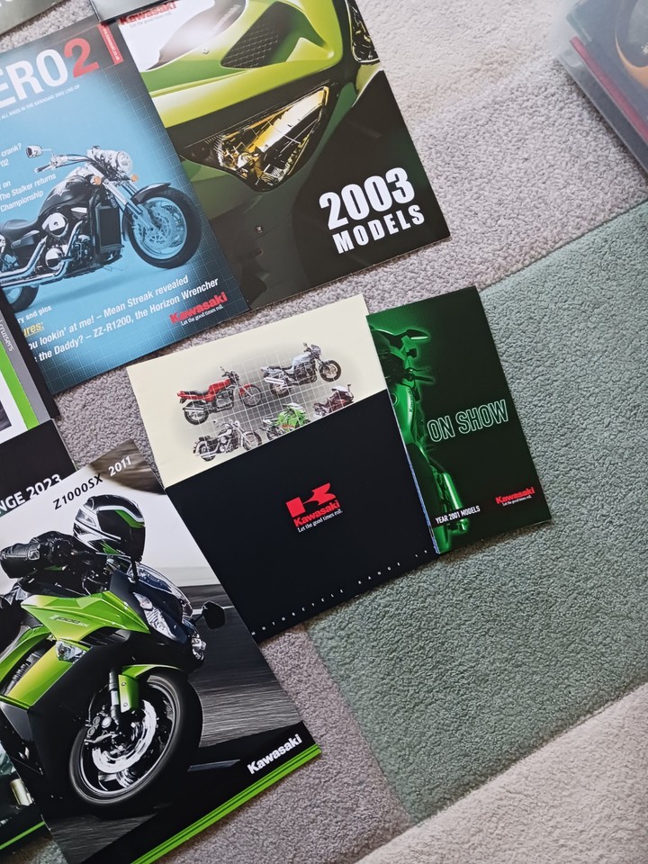 Kawasaki KH125K Sales Brochure – Original Paper Literature – 99943-1423