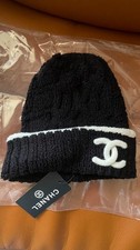 CHANEL Black RED Wool Knit Beanie Hat Logo Accent One Size