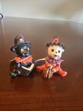 Halloween Spooky Cat And Baby Figure Decor Trick or Treater Pet