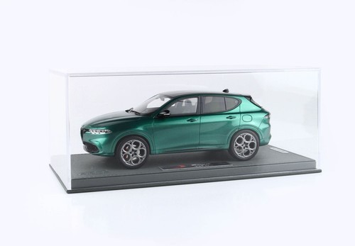 2023 Alfa Romeo Tonale Tributo Plug-in Hybrid 1/18 Green Montreal w/Case by BBR - Picture 7 of 7
