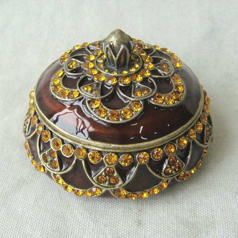 Amber and Gold Stone Jewelry Box with Elegant Design  -image