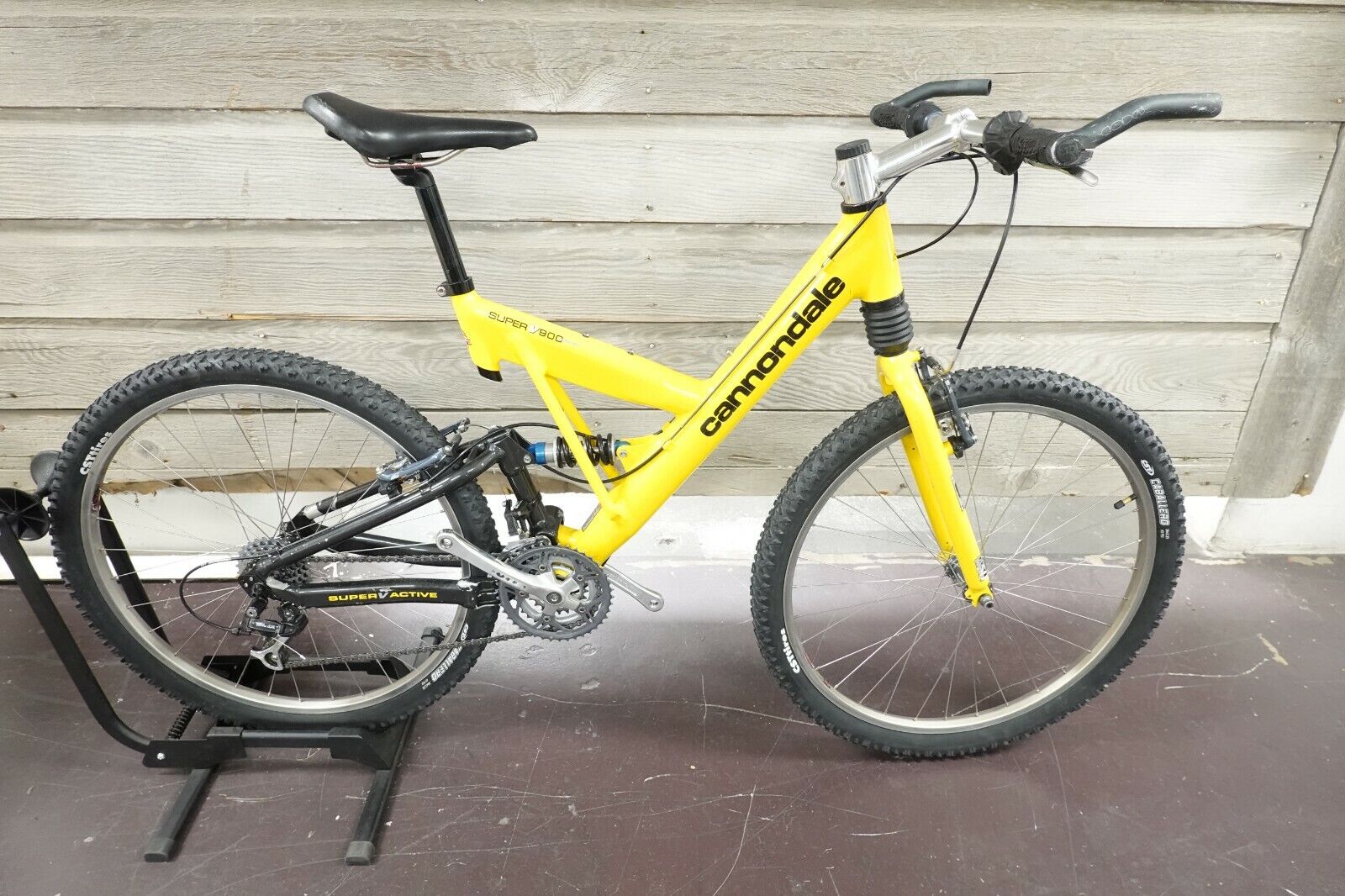 Cannondale Super v900 18" 26er 3x8 Shimano Deore LX FS Head Shok DD50