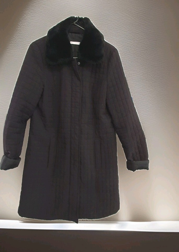 Target Black Quilted Longline Jacket Womens Size 12 Faux Fur Collar