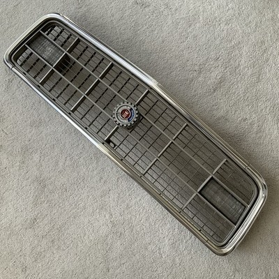 Used READ — 1973 FORD GRAN TORINO Sport GRILL D30B 8150 B — With