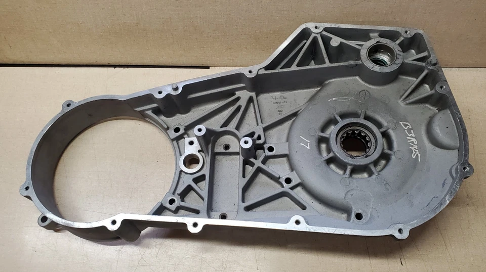 CUBIERTA PRIMARIA INTERIOR HARLEY DAVIDSON 60663-01 FXD DYNA SUPER GLIDE 2001-2005 Foto 2 de 4