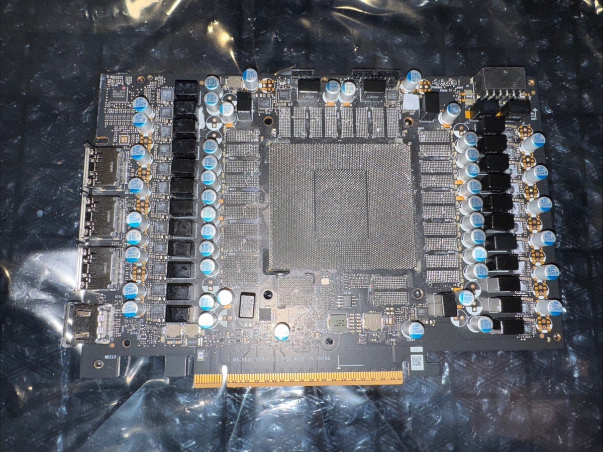PALIT RTX 5090 ヒートシンクのみ 基板（PCB）なし Palit RTX 5090 GameRock OC Specs | TechPowerUp GPU Database