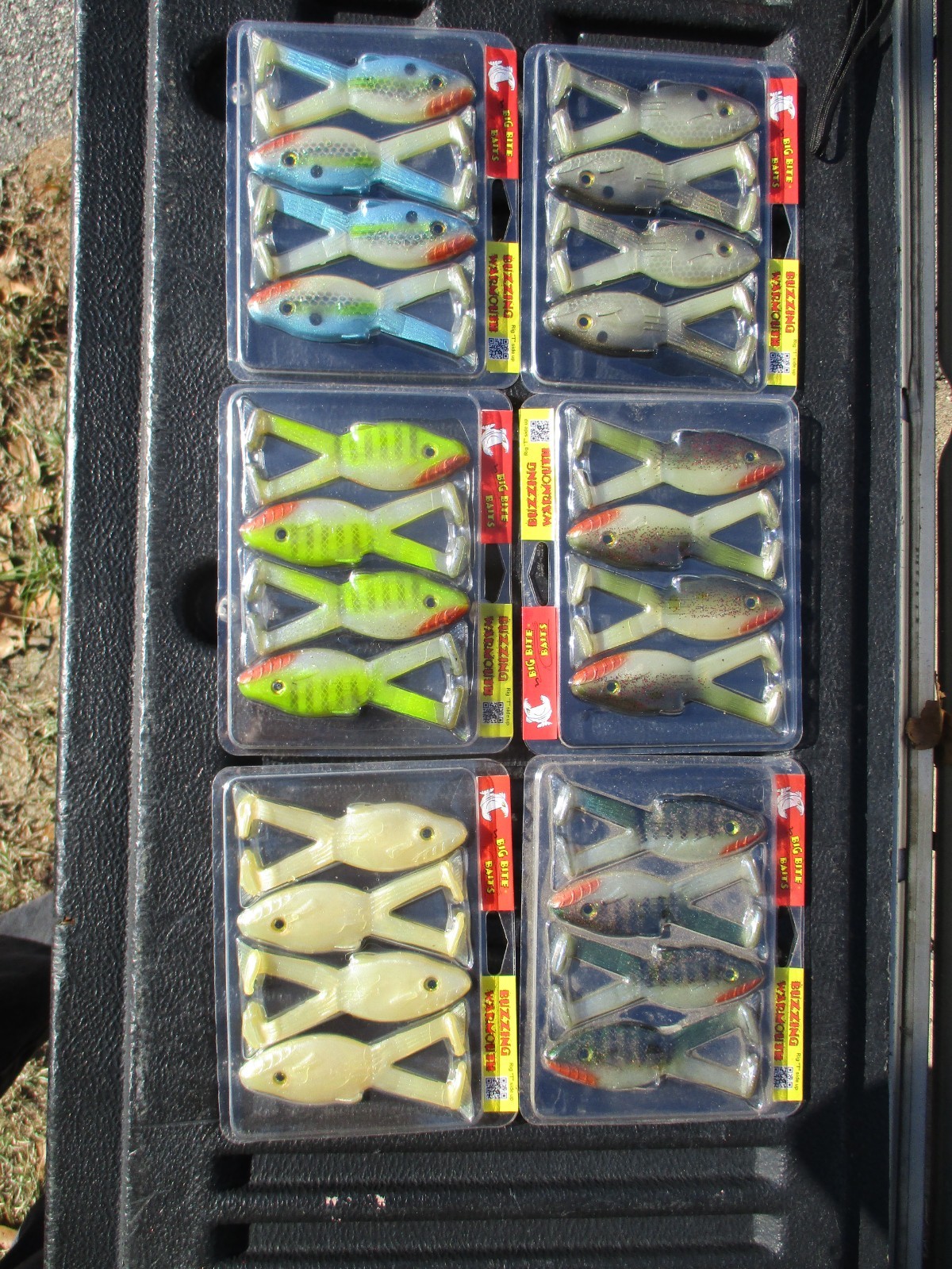 BIG BITE BAITS Buzzing Warmouth Soft Frog Swimbait 4" 4ct - 6 COLOR ASSORTMENT