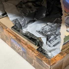 Vintage 2001 LEGO Harry Potter: Hogwarts Castle 4709 Please See Description