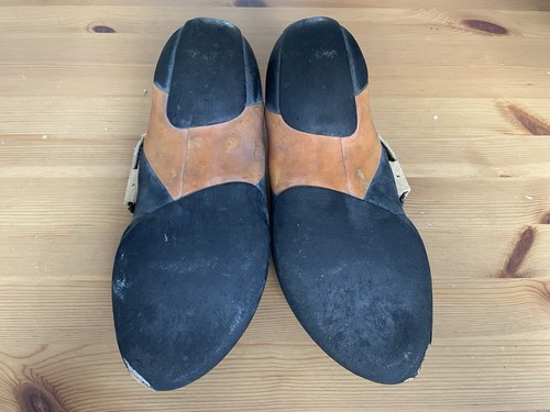 Scarpa Orange Climbing Shoes - Picture 3 of 5