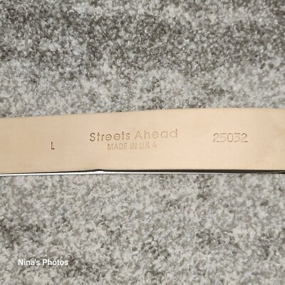 VTG Streets Ahead Faux Turquiose Cluster Leather Statement  display picture 1