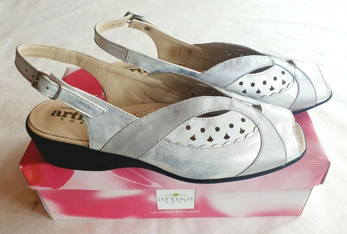 Sandales en cuir argenté neuves Artika soft modèle Cassis taille 41 (pa