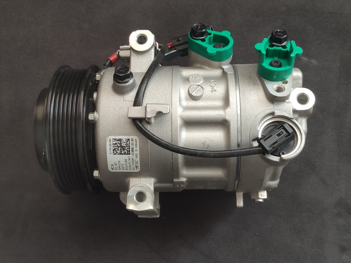 97701Q0300 AIR CONDITIONING COMPRESSOR / P3-A3-9-2