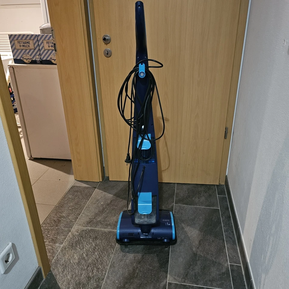 Saugt Wischt und Trockenet Philips