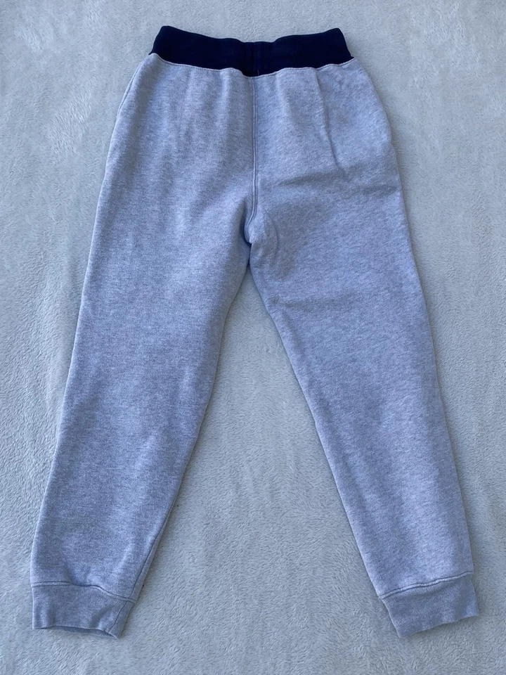 Молодежные тренировочные штаны Polo Ralph Lauren с серыми нашивками логотипом размер 8 маленькие флисовые спортивные - Изображение 2 из 4